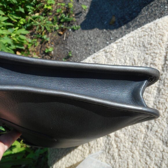 Vintage Coach Club Satchel 9885, EUC in Navy - Picture 5 of 9